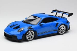 Porsche 911 992 GT3 RS Μπλε & Ασημί Ζάντες & Μαύρο Ντεκόρ Minichamps 1:18 153062234 Μέταλλο