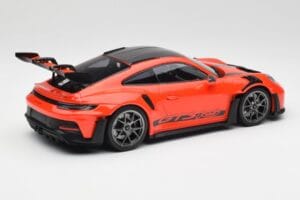 Porsche 911 992 GT3 RS Guards Πορτοκαλί & Ασημί Ζάντες Minichamps 1:18 911992002 Μέταλλο - εικόνα 2 από 6