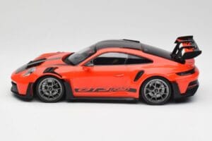 Porsche 911 992 GT3 RS Guards Πορτοκαλί & Ασημί Ζάντες Minichamps 1:18 911992002 Μέταλλο - εικόνα 3 από 6