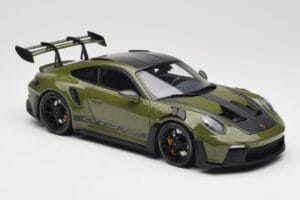 Porsche 911 992 GT3 RS Nato Olive & Black Wheels Minichamps 1:18 110062027 Μέταλλο - εικόνα 6 από 8