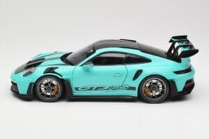 Porsche 911 992 GT3 RS Python Green & Dark Silver Wheels Minichamps 1:18 110062026 Μέταλλο - εικόνα 4 από 8