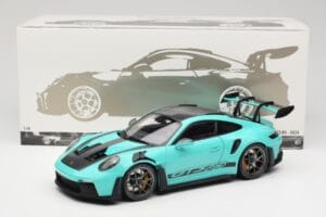 Porsche 911 992 GT3 RS Python Green & Dark Silver Wheels Minichamps 1:18 110062026 Μέταλλο - εικόνα 8 από 8