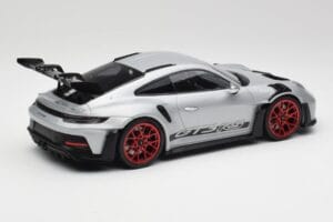 Porsche 911 992 GT3 RS Ασημί & Κόκκινες Ζάντες Minichamps 1:18 153062241 Μέταλλο - εικόνα 2 από 6
