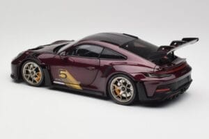 Porsche 911 992 GT3 RS Ultraviolet & Ασημί Ζάντες Minichamps 1:18 110062029 Μέταλλο - εικόνα 7 από 8