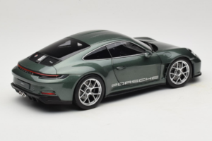 Porsche 911 992 S/T Malachite Green Metallic Norev 1:18 187472 Μέταλλο - εικόνα 3 από 8