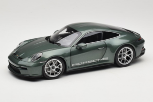 Porsche 911 992 S/T Malachite Green Metallic Norev 1:18 187472 Μέταλλο
