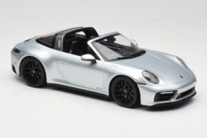 Porsche 911 992 Targa 4 GTS Ασημί Minichamps 1:18 155061061 Μέταλλο - εικόνα 4 από 6