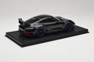 Porsche 911 992 TechArt GTstreet R Μαύρο Με Μπλε Ζάντες TechArt 1:18 REMC009 Ρητίνη - εικόνα 3 από 6