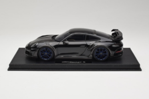 Porsche 911 992 TechArt GTstreet R Μαύρο Με Μπλε Ζάντες TechArt 1:18 REMC009 Ρητίνη