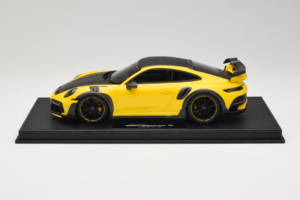 Porsche 911 992 TechArt GTstreet R Κίτρινο Με Μαύρες Ζάντες TechArt 1:18 REMC011 Ρητίνη