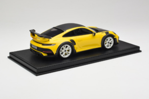 Porsche 911 992 TechArt GTstreet R Κίτρινο Με Λευκές Ζάντες TechArt 1:18 REMC015 Ρητίνη - εικόνα 2 από 6