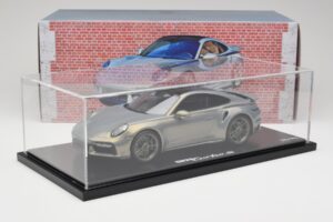 Porsche 911 Turbo S 992 Silver Bamboo Chromaflire With Display Case Spark 1:18 WAP0219100RTSS Ρητίνη - εικόνα 7 από 7