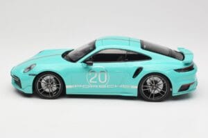 Porsche 911 992 Turbo S Sport Design Package Racing Green Minichamps 1:18 155069175 Μέταλλο - εικόνα 3 από 6