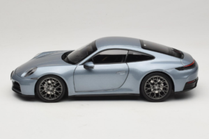 Porsche 911 992.2 Carrera Polar Silver Metallic Norev 1:18 187170 Μέταλλο - εικόνα 4 από 8