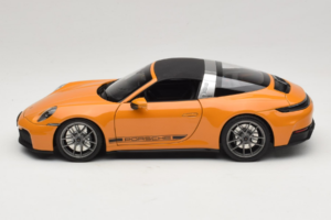 Porsche 911 992.2 Targa 4 GTS Bahama Yellow Norev 1:18 187190 Μέταλλο - εικόνα 6 από 10