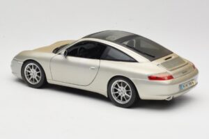 Porsche 911 996 Carrera 4S Ασημί Maisto 1:18 WAP02102212 Μέταλλο - εικόνα 7 από 8