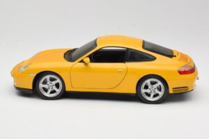 Porsche 911 996 Carrera 4S Κίτρινο Maisto 1:18 WAP02101610 Μέταλλο - εικόνα 4 από 8