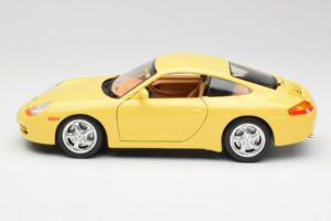 Porsche 911 996 Carrera Κίτρινο Bburago 1:18 30085-M1 Μέταλλο - εικόνα 4 από 8