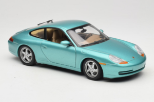 Porsche 911 996 Green Metallic UT Models 1:18 27901 Μέταλλο - εικόνα 6 από 8