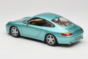 Porsche 911 996 Green Metallic UT Models 1:18 27901 Μέταλλο - εικόνα 7 από 8