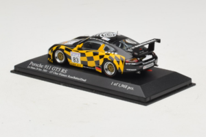 Porsche 911 996 GT3 RS #83 Rosa / Babini 24 Hours of Le Mans 2001 Minichamps 1:43 400016983 Μέταλλο - εικόνα 3 από 4