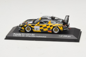Porsche 911 996 GT3 RS #83 Rosa / Babini 24 Hours of Le Mans 2001 Minichamps 1:43 400016983 Μέταλλο