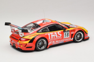 Porsche 911 997 GT3 R #8 De Lorenzi Racing De Lorenzi 24 Hours of Spa 2011 Minichamps 1:18 151118918 Μέταλλο - εικόνα 2 από 6