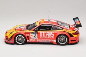 Porsche 911 997 GT3 R #8 De Lorenzi Racing De Lorenzi 24 Hours of Spa 2011 Minichamps 1:18 151118918 Μέταλλο - εικόνα 3 από 6