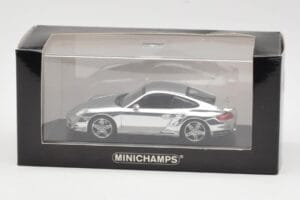 Porsche 911 997 Turbo Chrome Silver Minichamps 1:43 WAP02060816-R Μέταλλο - εικόνα 5 από 5