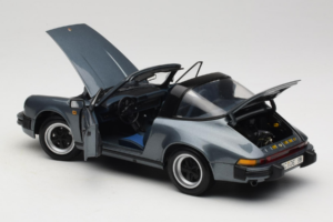 Porsche 911 SC Ασημί Minichamps 1:18 100063060 Μέταλλο - εικόνα 5 από 8