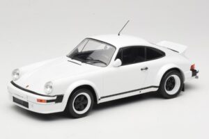 Porsche 911 SC GT Race Version IXO 1:18 18CMC007 Μέταλλο