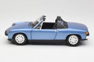 Porsche 914 Μπλε Revell 1:18 08975 Μέταλλο - εικόνα 4 από 8