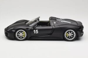 Porsche 918 Spyder Weissach Package Matt Black Minichamps 1:18 110062444 Μέταλλο - εικόνα 4 από 8