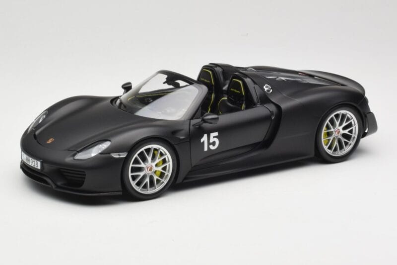Porsche 918 Spyder Weissach Package Matt Black Minichamps 1:18 110062444 Μέταλλο