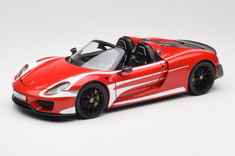 Porsche 918 Spyder Weissach Package Κόκκινο & Λευκές Ρίγες Minichamps 1:18 110062442 Μέταλλο