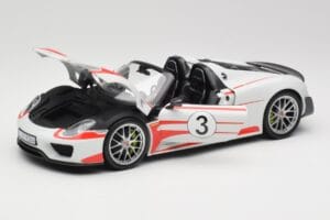 Porsche 918 Spyder Weissach Package Salzburg Minichamps 1:18 110062441 Μέταλλο - εικόνα 2 από 8