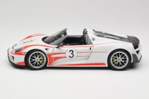 Porsche 918 Spyder Weissach Package Salzburg Minichamps 1:18 110062441 Μέταλλο - εικόνα 4 από 8