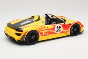 Porsche 918 Spyder Weissach Package Κίτρινο Με Ρίγες Minichamps 1:18 110062446 Μέταλλο - εικόνα 3 από 8