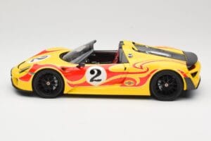 Porsche 918 Spyder Weissach Package Κίτρινο Με Ρίγες Minichamps 1:18 110062446 Μέταλλο - εικόνα 4 από 8