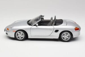 Porsche Boxster 986 Καμπριολέ Arctic Ασημί Μεταλλικό UT Models 1:18 27852 Μέταλλο - εικόνα 4 από 8