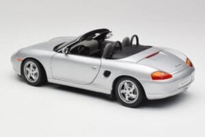 Porsche Boxster 986 Καμπριολέ Arctic Ασημί Μεταλλικό UT Models 1:18 27852 Μέταλλο - εικόνα 7 από 8