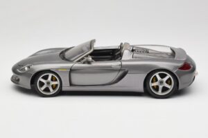 Porsche Carrera GT Γκρι Μεταλλικό Maisto 1:18 36622-R1 Μέταλλο - εικόνα 4 από 8