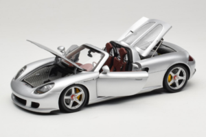Porsche Carrera GT Silver Metallic Minichamps 1:18 WAP02103014 Μέταλλο - εικόνα 2 από 8