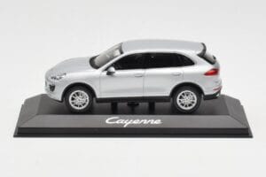 Porsche Cayenne 958 Ασημί Minichamps 1:43 Porsche Cayenne 958 Ασημί Minichamps 1:43 WAP0200020E Μέταλλο