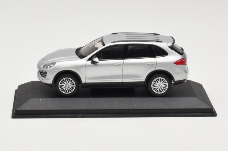 Porsche Cayenne 958 Ασημί Minichamps 1:43 WAP0200020B Μέταλλο