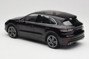 Porsche Cayenne 958 Turbo S Μαύρο Minichamps 1:18 155066070 Μέταλλο - εικόνα 5 από 6
