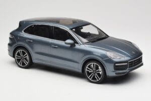 Porsche Cayenne 958 Turbo S Blue Metallic Minichamps 1:18 155066071 Μέταλλο - εικόνα 4 από 6