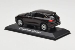 Porsche Cayenne 958 Diesel Acajou Brown Minichamps 1:43 WAP0200030E Μέταλλο - εικόνα 3 από 4