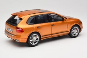 Porsche Cayenne GTS Lava Orange Norev 1:18 187535 Μέταλλο - εικόνα 3 από 8