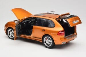Porsche Cayenne GTS Lava Orange Norev 1:18 187535 Μέταλλο - εικόνα 5 από 8